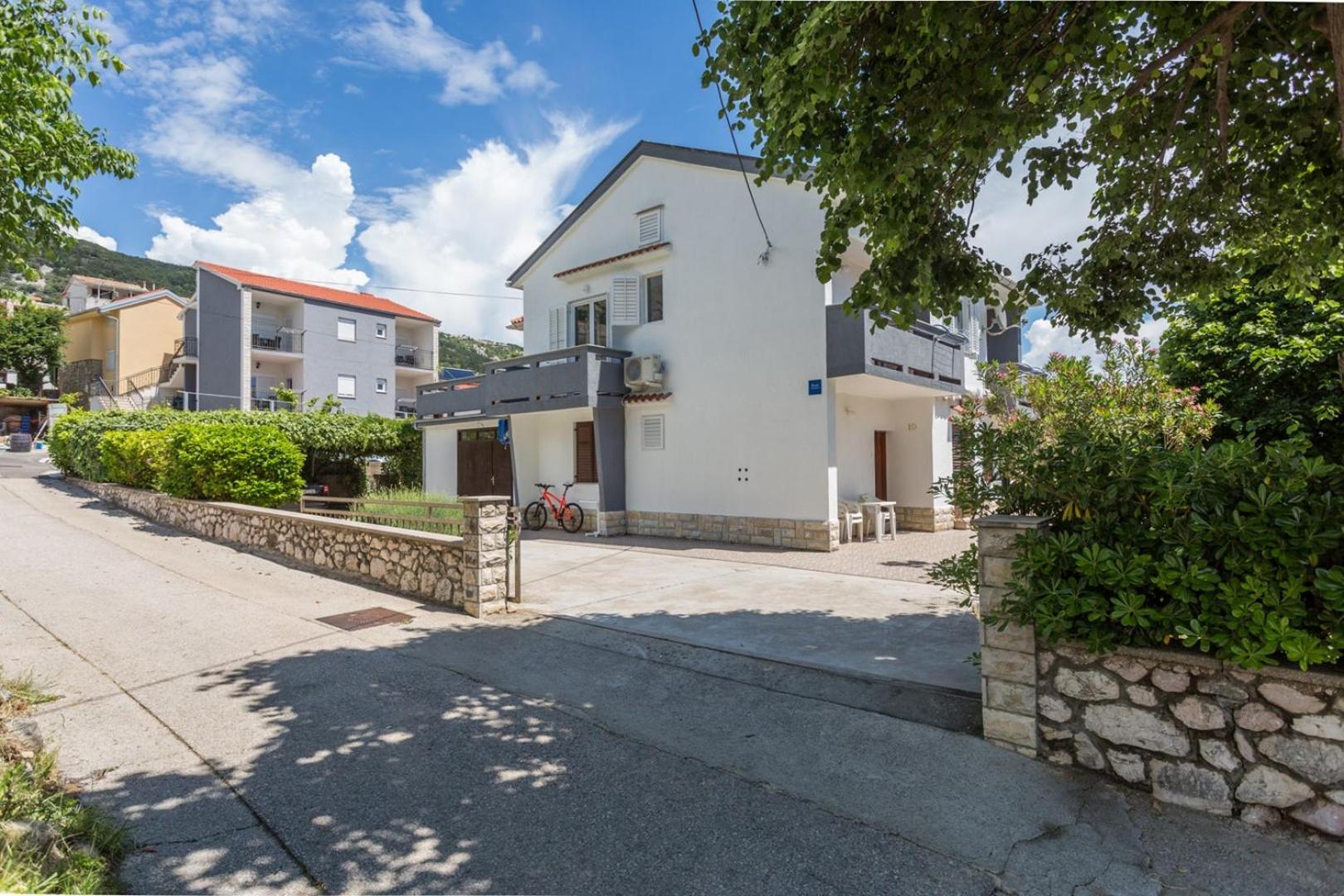 Apartments Bernardeta 2 Baska  Luaran gambar